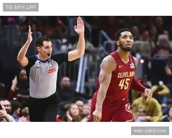 雄鹿防守问题突出遭遇连败 球队排名下滑至东部第11位